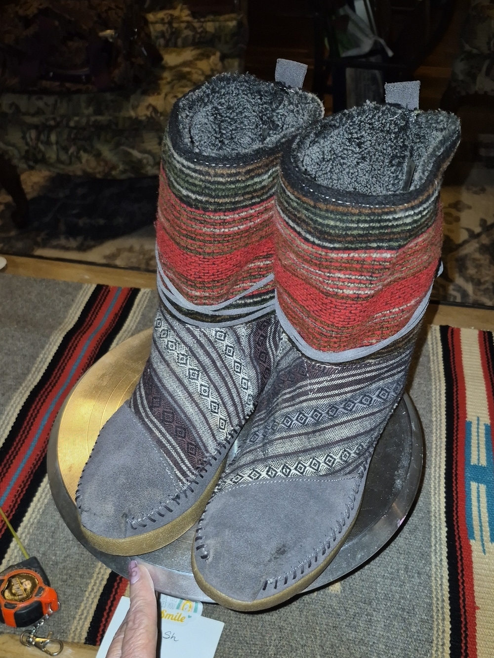 TOMS Nepal Mixed Woven Boots. thick faux fur lining Sz.7 To7.5. (#789SH) - Picture 13 of 16